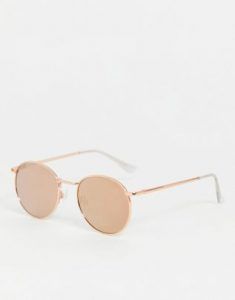 looks como ir a la playa con estilo
